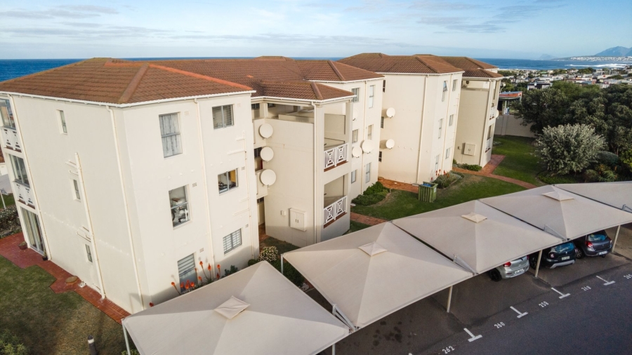 To Let 3 Bedroom Property for Rent in Hermanus Beach Club Western Cape